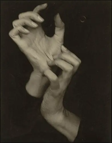 Alfred Stieglitz, Georgia O'Keeffe (Hands) (1919)
