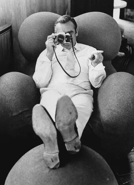 sean-connery-com-uma-slr
