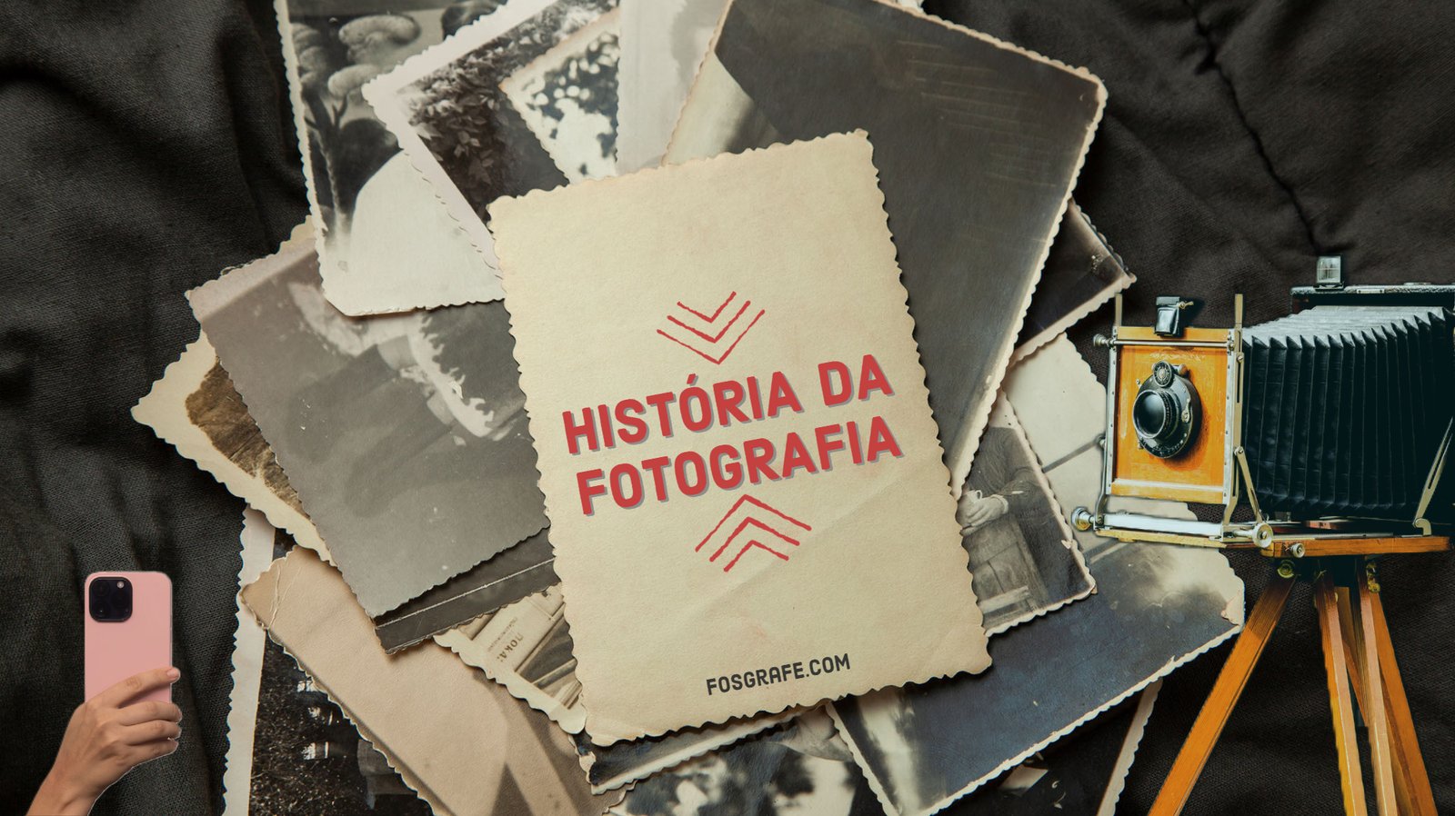 montagem gráfica com fotos antigas, uma câmera antiga e um smarphone para representar a história da fotografia