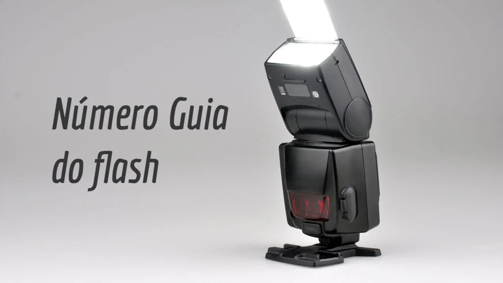 foto de um flash para ilustrar o que é número guia do flash